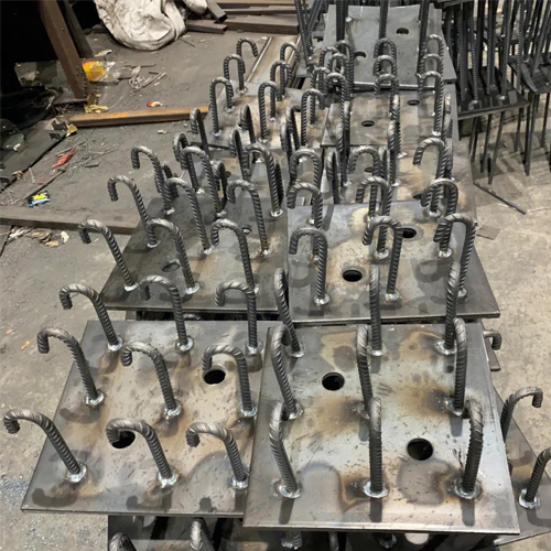 图纸中如何确定嘉兴预埋件的位置？